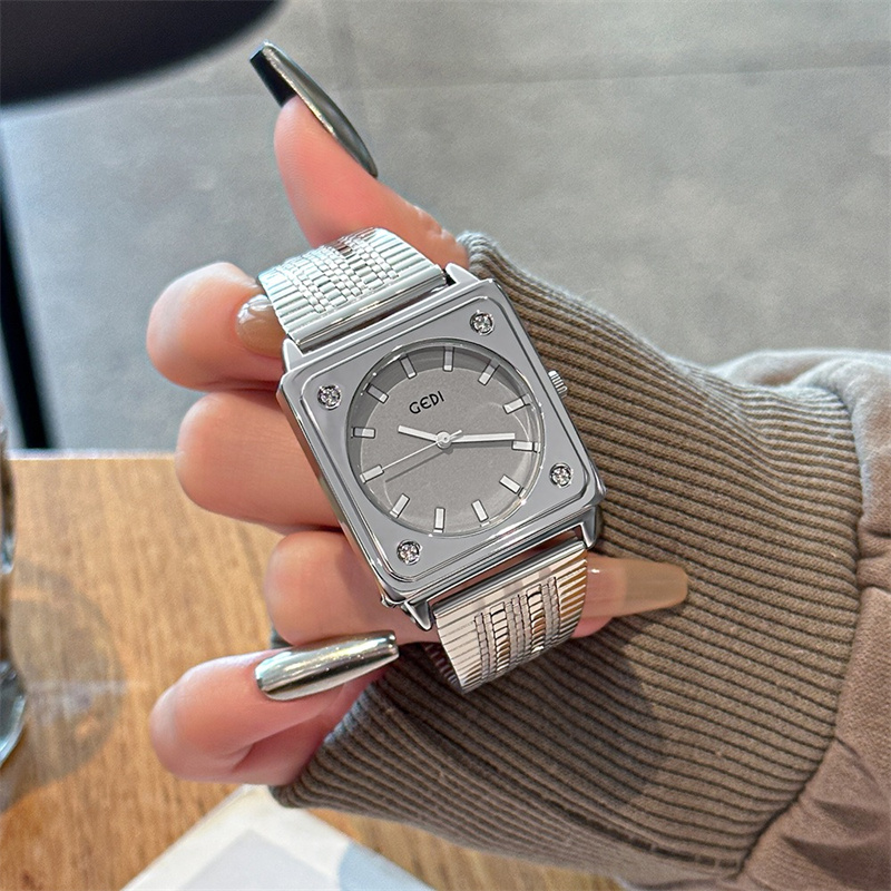 Minimalist Elegant Unique Squa - Luxury Watch Gift For Her recension och pris